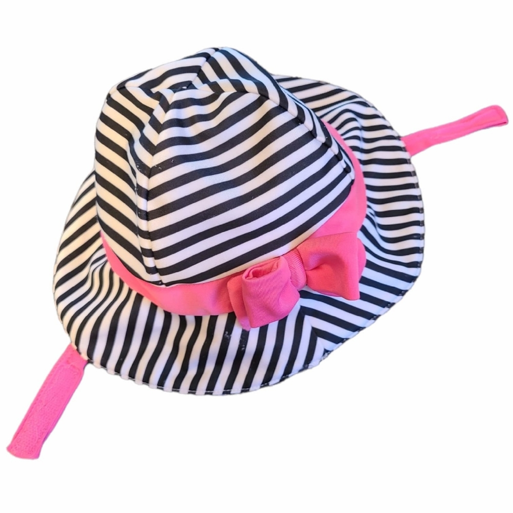 Striped baby sun hat with pink velcro tie